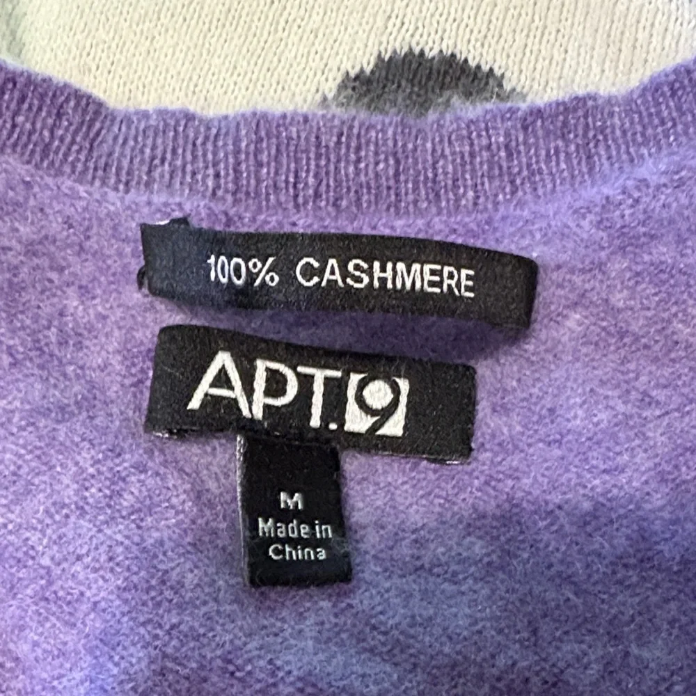 Apt. 9 Women's Purple Cashmere Argyle V-Neck Sweater - Picture 2 of 5